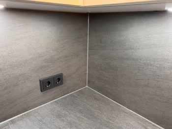 131289 (6)_found.jpg